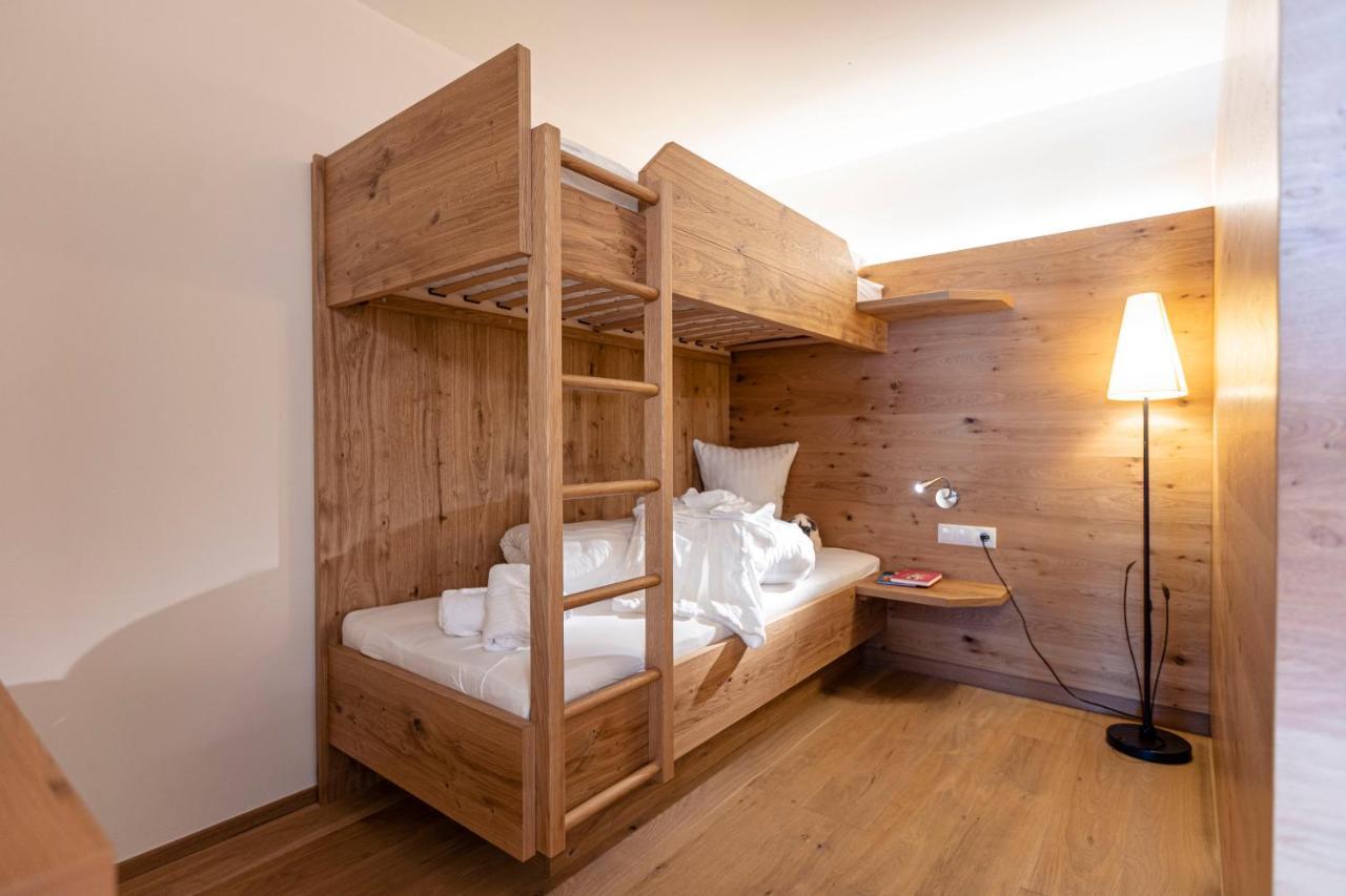Wellness Aparthotel Panorama Alpin - Ferienwohnungen Jerzens Im Pitztal ภายนอก รูปภาพ