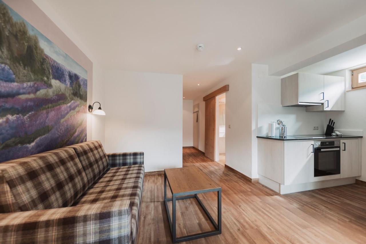 Wellness Aparthotel Panorama Alpin - Ferienwohnungen Jerzens Im Pitztal ภายนอก รูปภาพ
