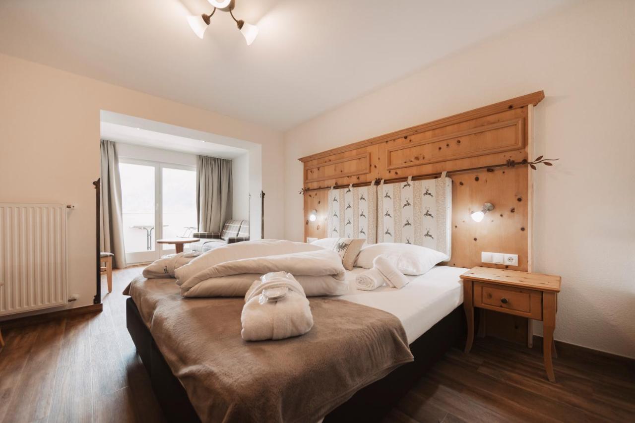 Wellness Aparthotel Panorama Alpin - Ferienwohnungen Jerzens Im Pitztal ภายนอก รูปภาพ
