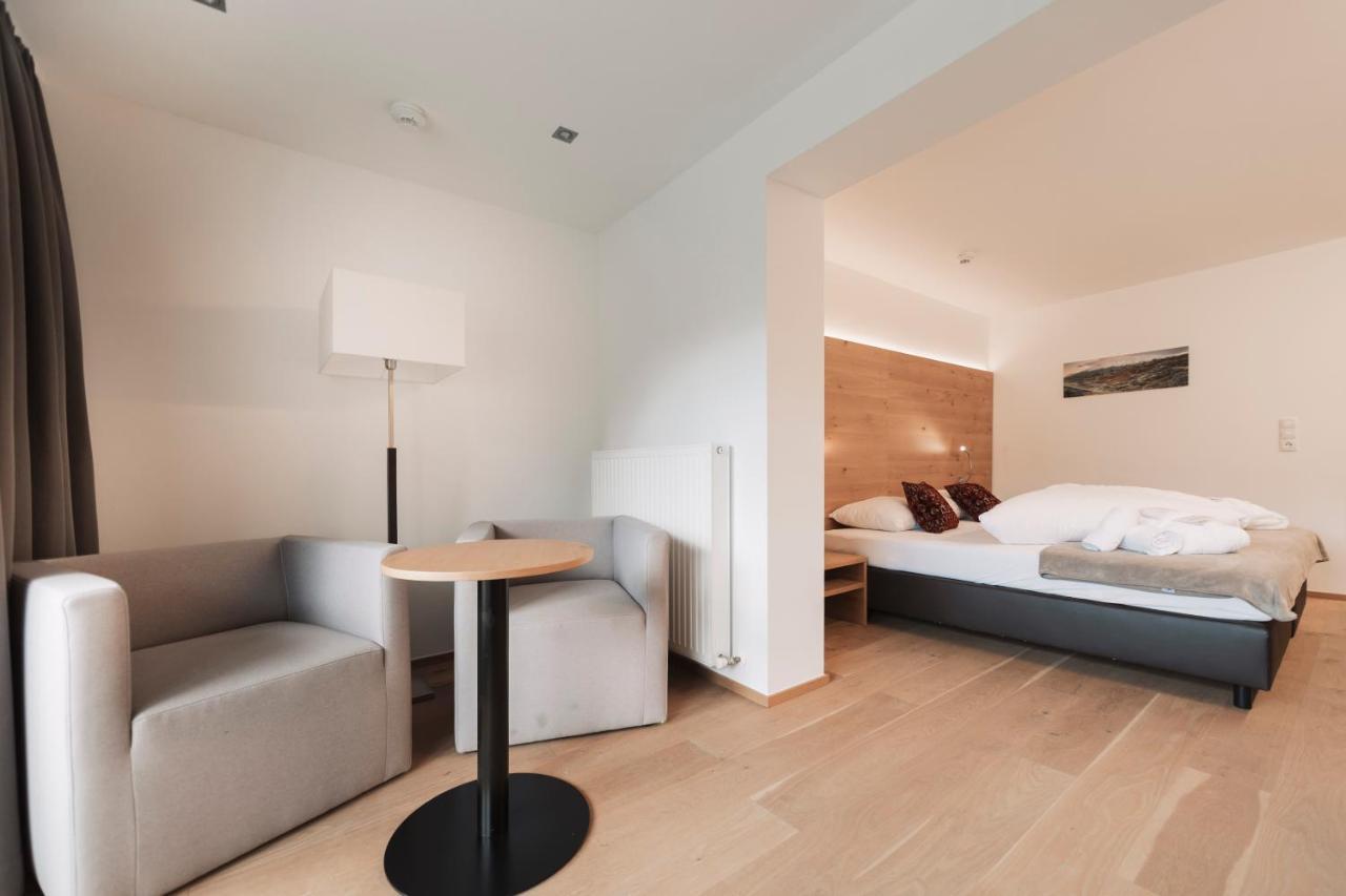Wellness Aparthotel Panorama Alpin - Ferienwohnungen Jerzens Im Pitztal ภายนอก รูปภาพ