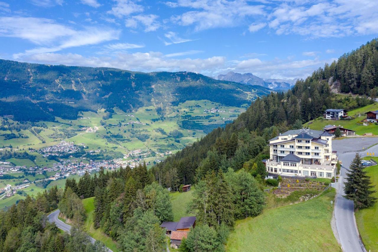 Wellness Aparthotel Panorama Alpin - Ferienwohnungen Jerzens Im Pitztal ภายนอก รูปภาพ