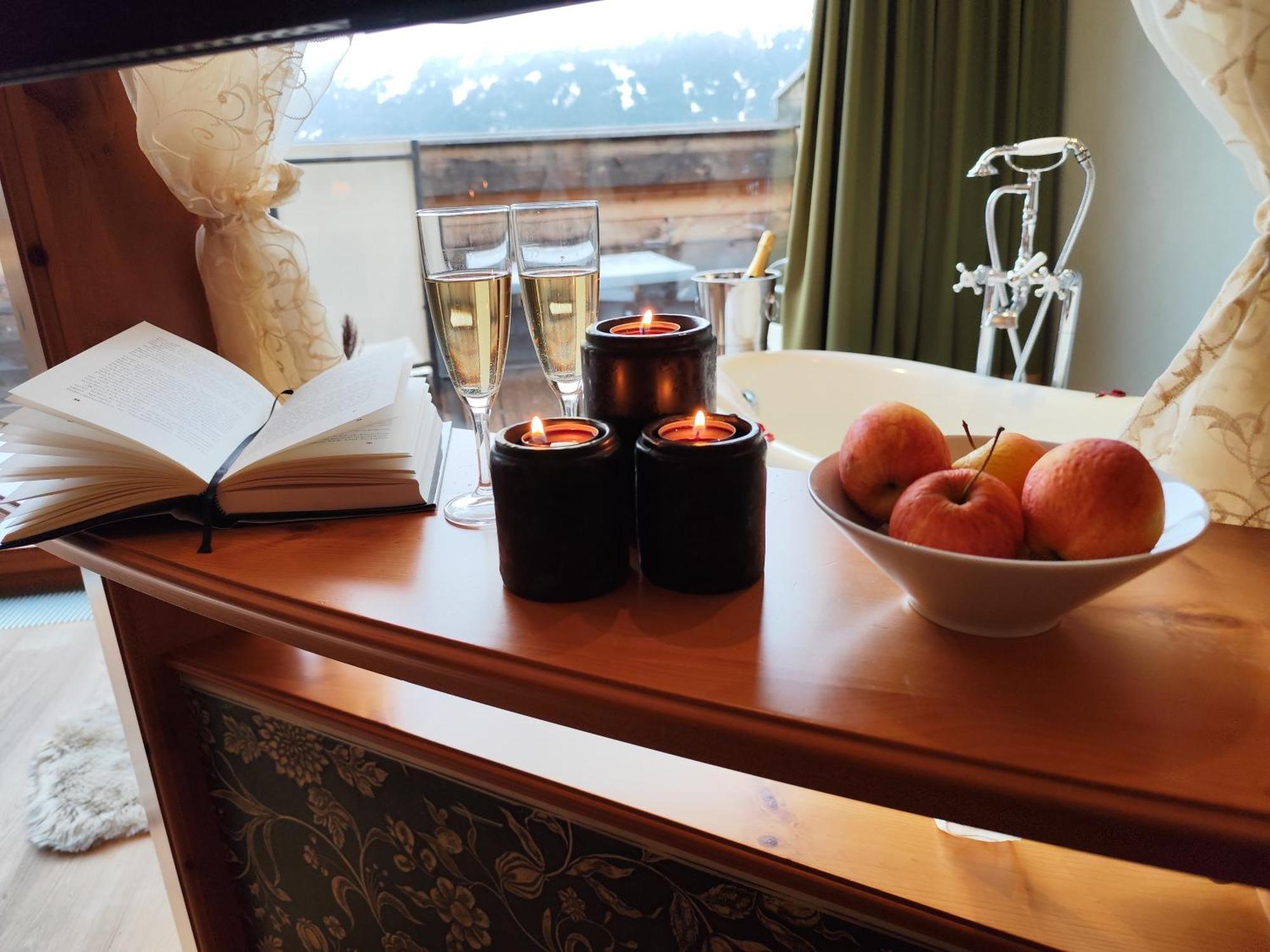 Wellness Aparthotel Panorama Alpin - Ferienwohnungen Jerzens Im Pitztal ภายนอก รูปภาพ