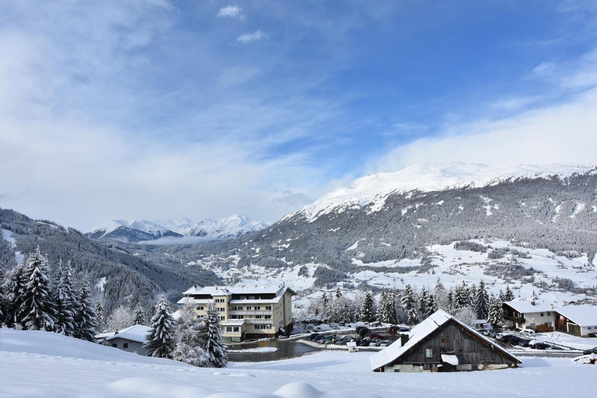 Wellness Aparthotel Panorama Alpin - Ferienwohnungen Jerzens Im Pitztal ภายนอก รูปภาพ